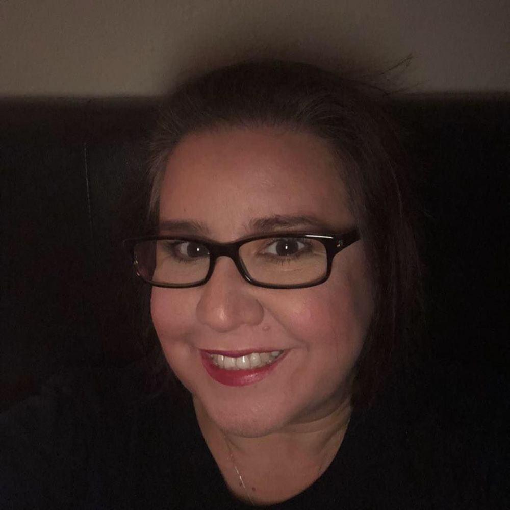 Meet your Posher, Elisa